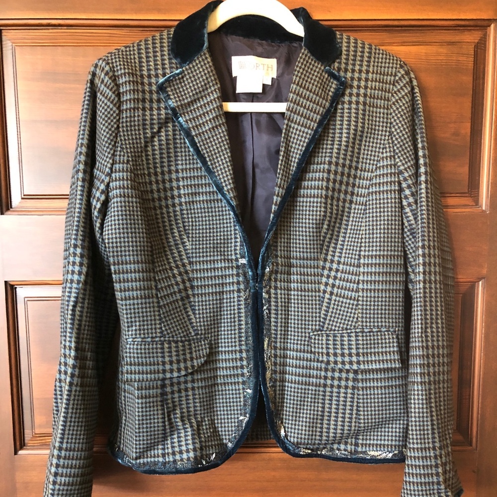 Worth skirt suit